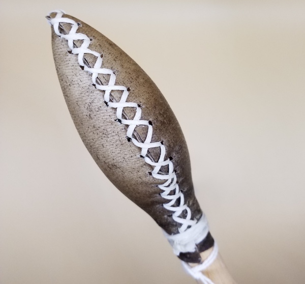 Rassel klein Spitze Rothirsch